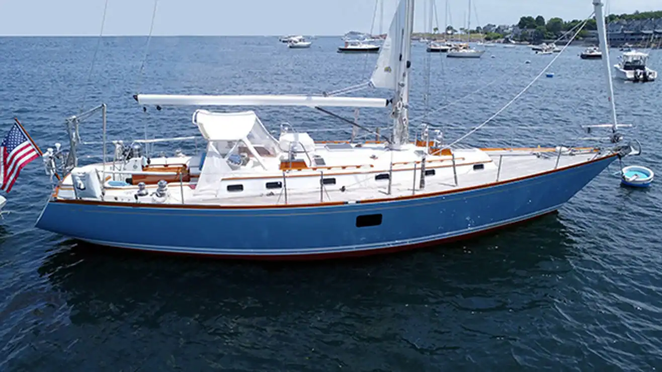 REDSTART Little Harbor 44