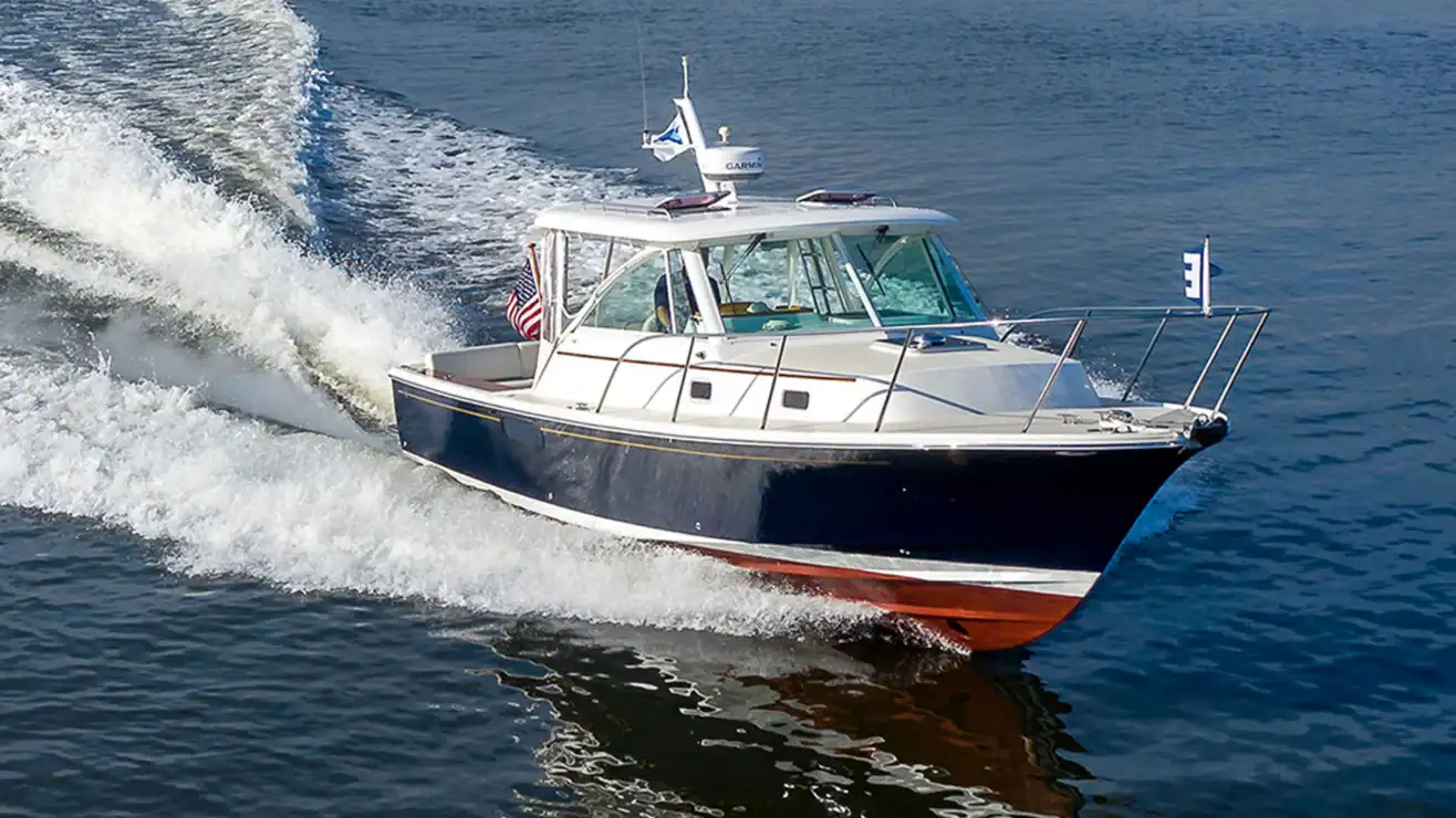 2008 Hunt Yachts Surfhunter 29