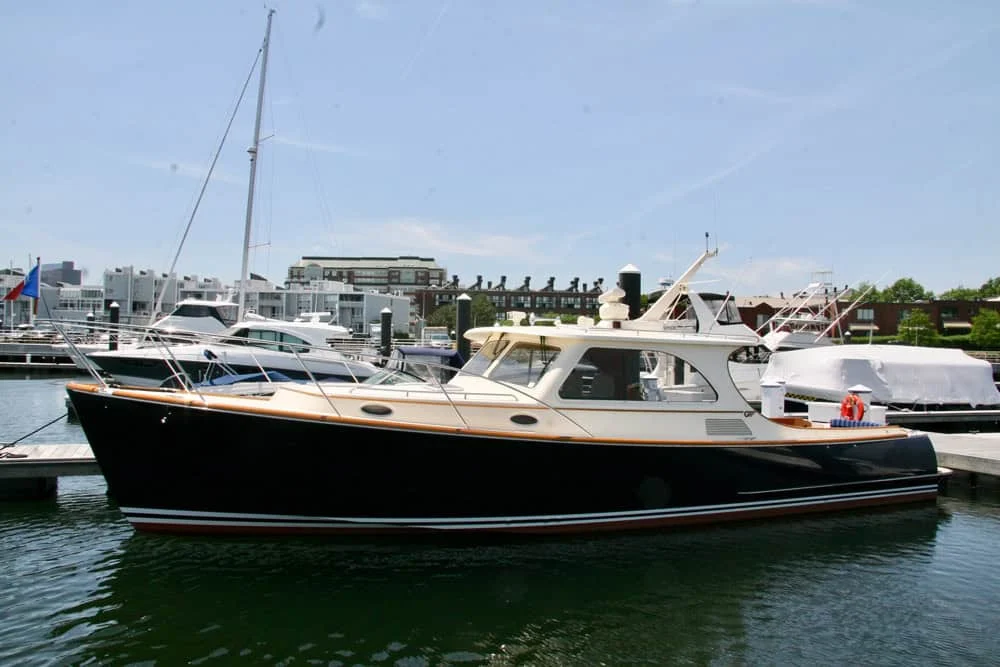 2007 Hinckley Talaria 40