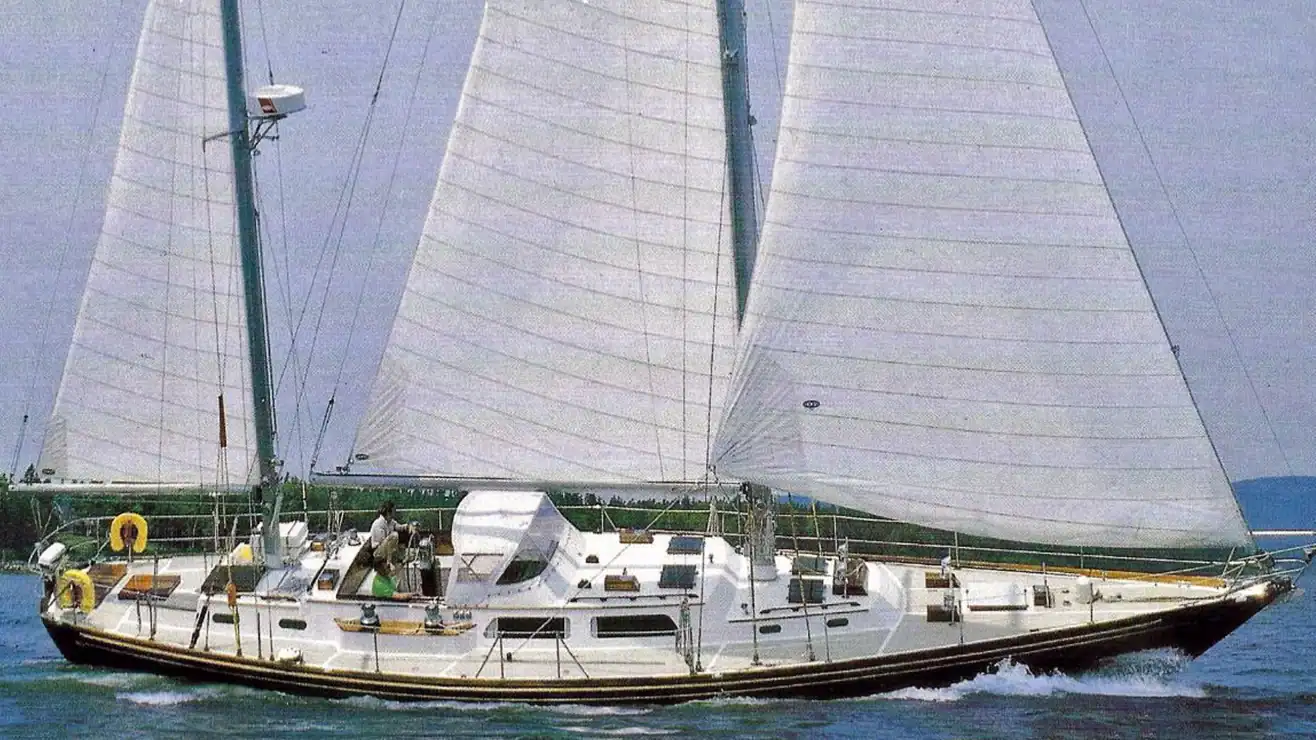 ARTEMIS, Hinckley Sou'wester 59