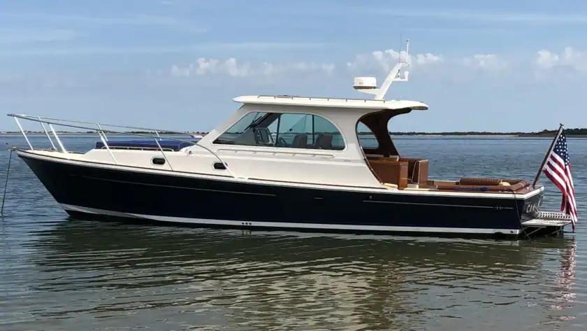 Hunt Yachts Harrier 36_2013_CANNONBALL