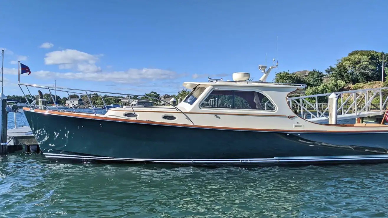 2007 Hinckley Picnic Boat 36 EP