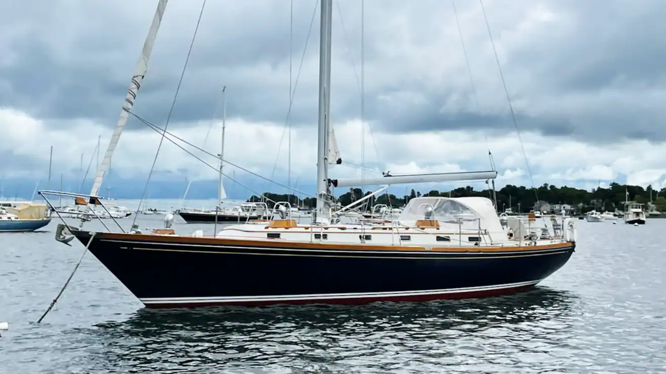 COURTSHIP, Little Harbor 42