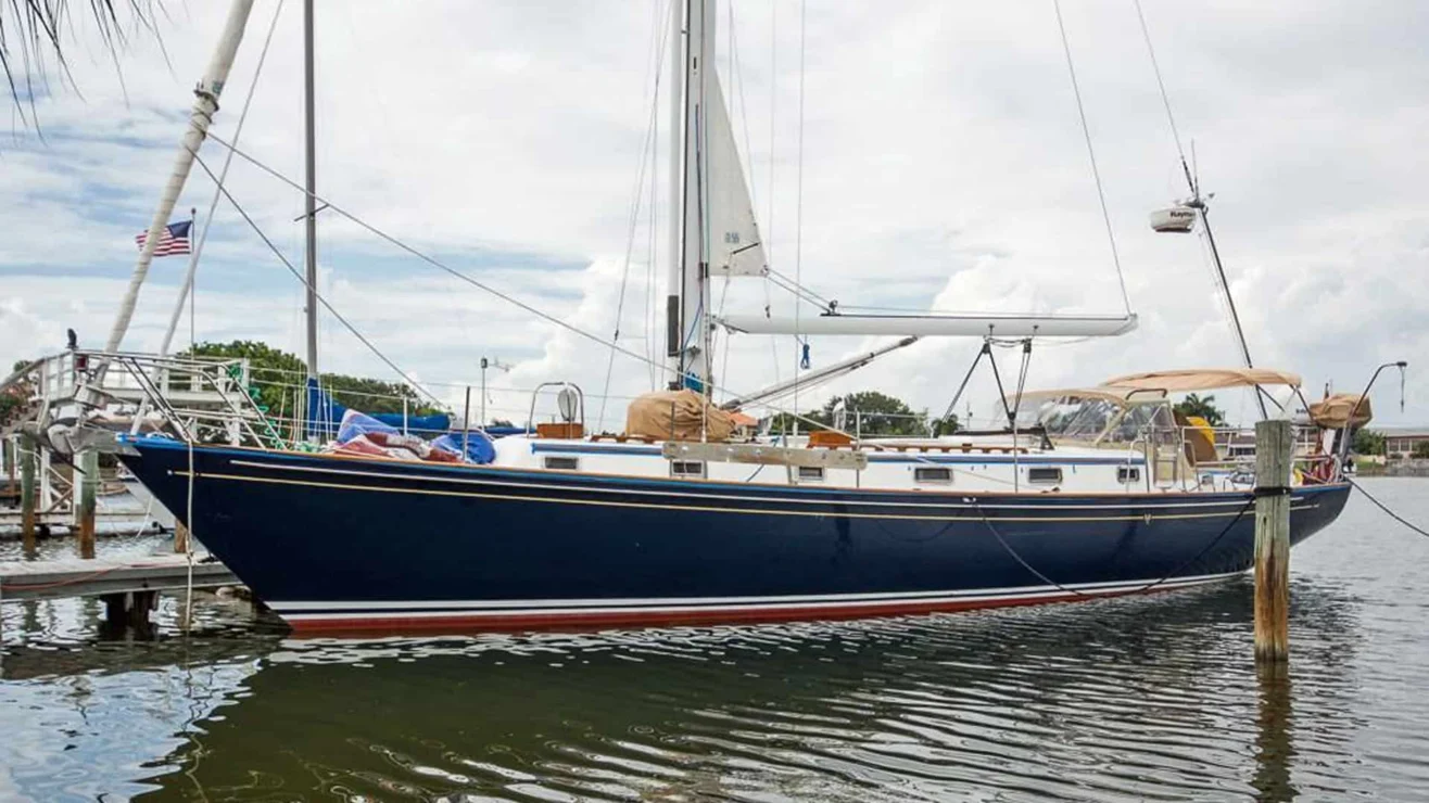 Menemsha Morris Yachts Ocean Series 46