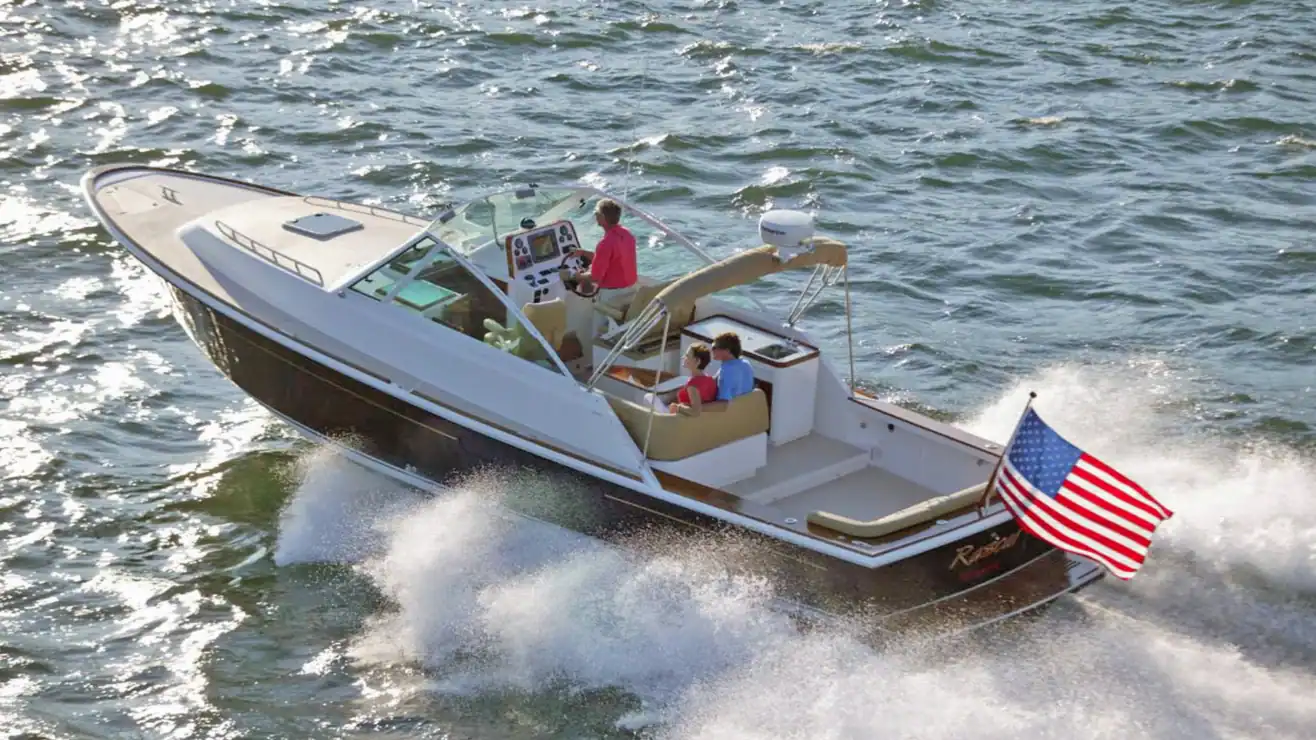 2005 Hunt Yachts Surfhunter 36