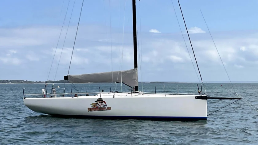 2015 Mills MAT 1180 on a mooring.
