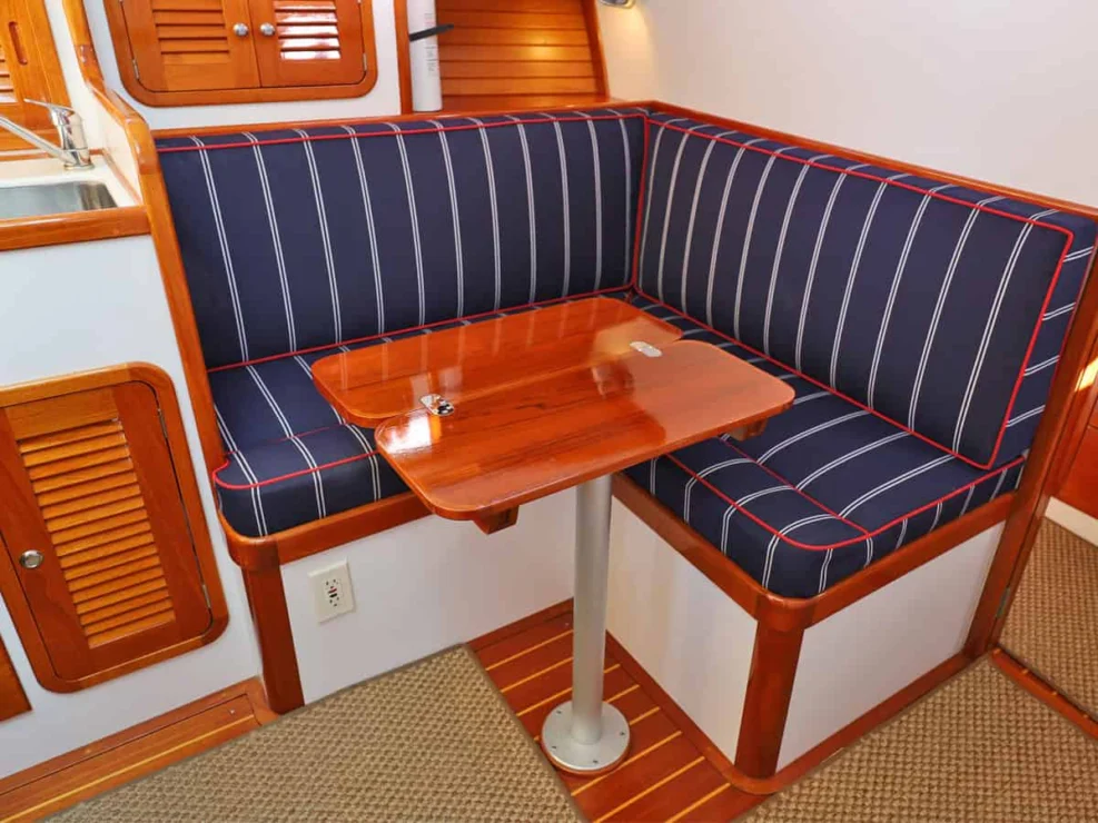 Image of REPETE, 2004 Bruckmann Bluestar 37, view of dinette L-settee and table.