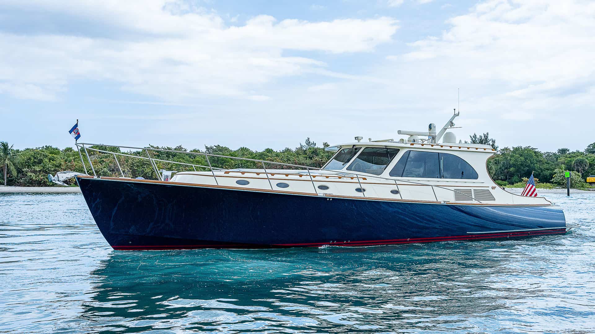 Wellington Yacht Partners – 2018 Hinckley Talaria 55 MKII for sale – On mooring profile view.