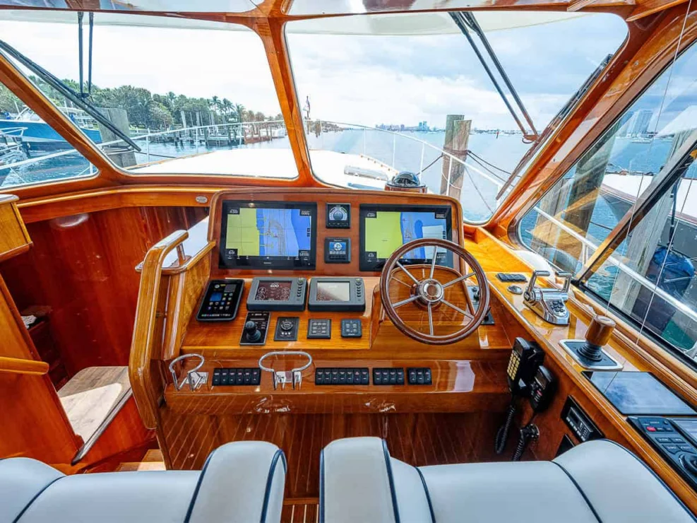 Wellington Yacht Partners – 2018 Hinckley Talaria 55 MKII for sale – Helm view.