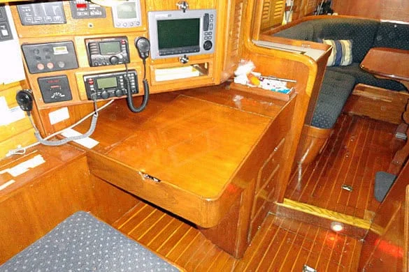 Bristol 47.7 North Star navigation station.