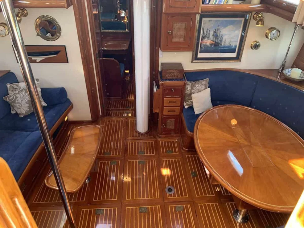 1987 Little Harbor 53 main salon.