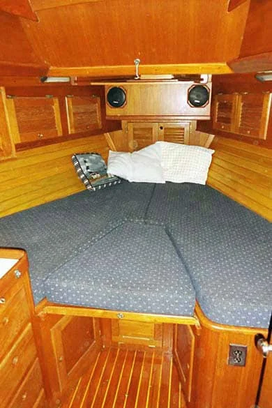 Bristol 47.7 North Star forward stateroom.