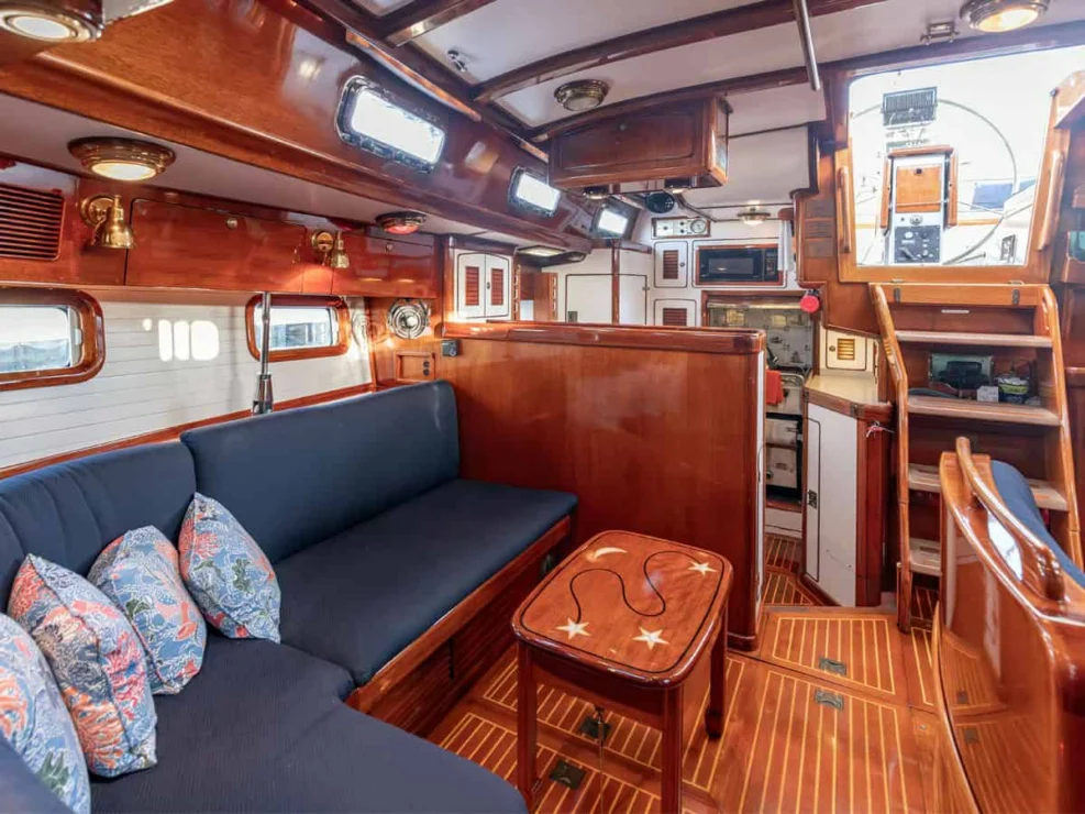 Little Harbor 60 Moonracer starboard salon.