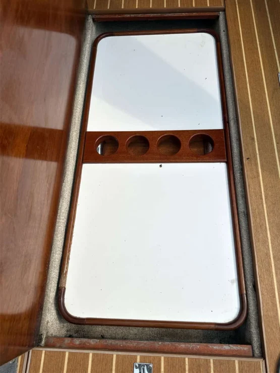 1990 Windsor Craft 26 Picnic Boat, cockpit table stowed under sole.
