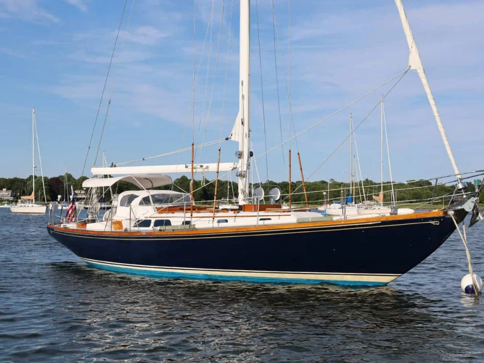 Image of MOONLIGHT, 1980 Hinckley Bermuda 40 MKII, view of starboard bow on the water.