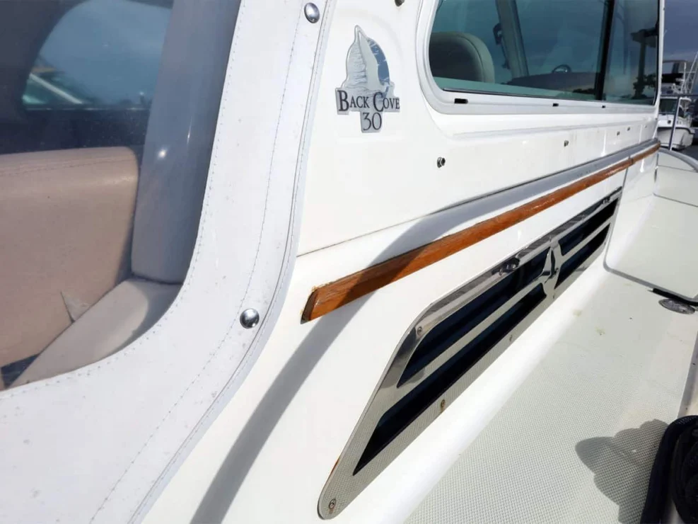 Image of 2016 Back Cove 30 REVERIE with view of cabin side deck detail.