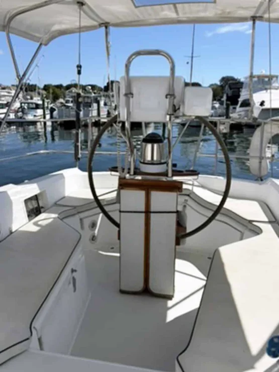 2002 Sabre 402, cockpit looking aft.