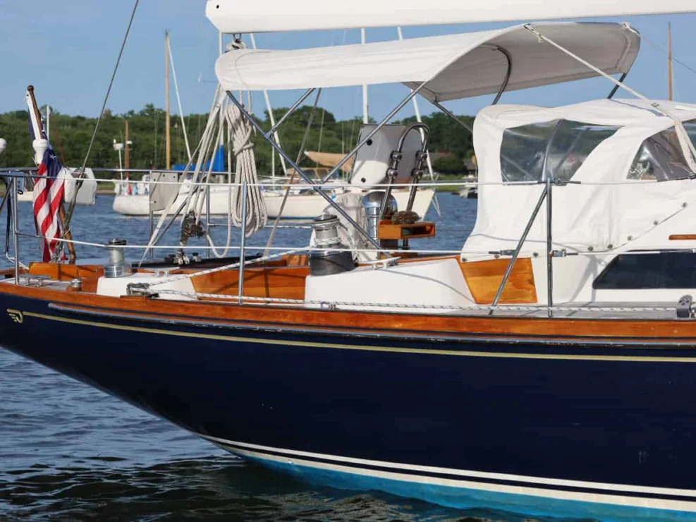 Image of MOONLIGHT, 1980 Hinckley Bermuda 40 MKII, view of cockpit from the water.