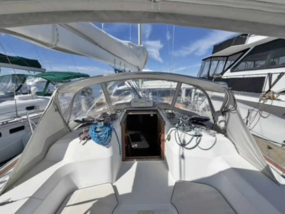 2002 Sabre 402, cockpit looking forward to companionway.