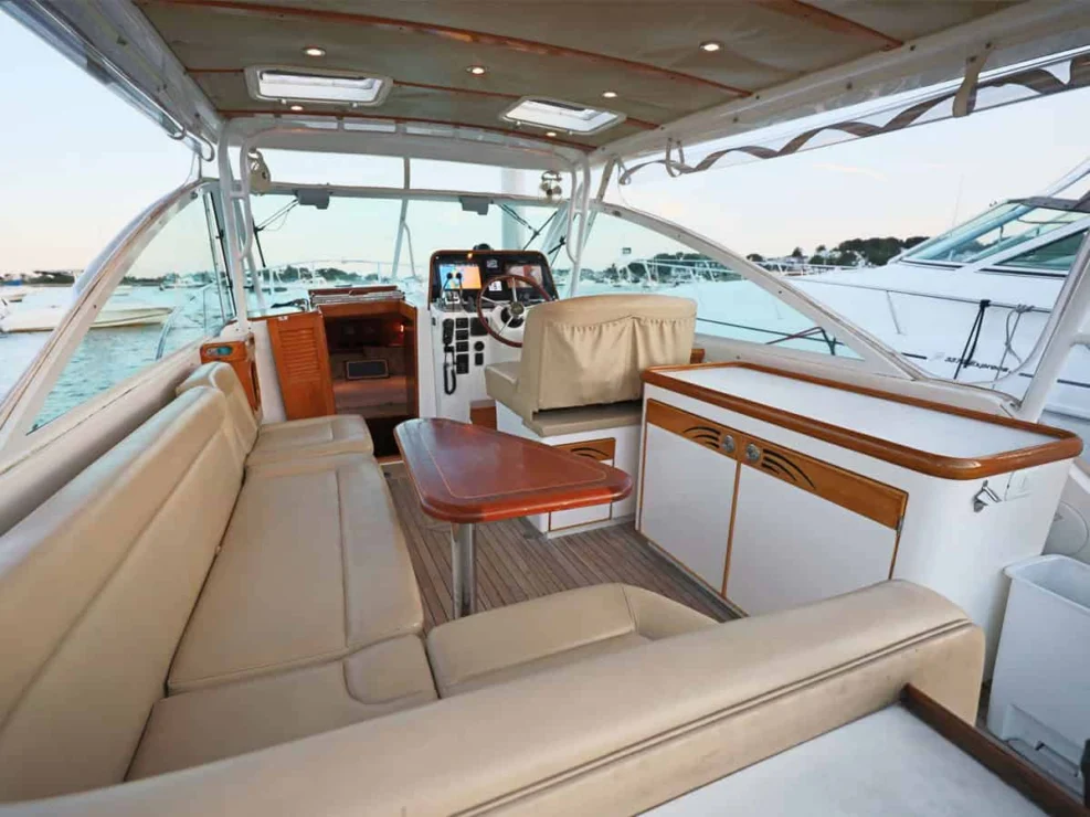 2003 Hunt Yachts Harrier 36, bridgedeck looking forward.