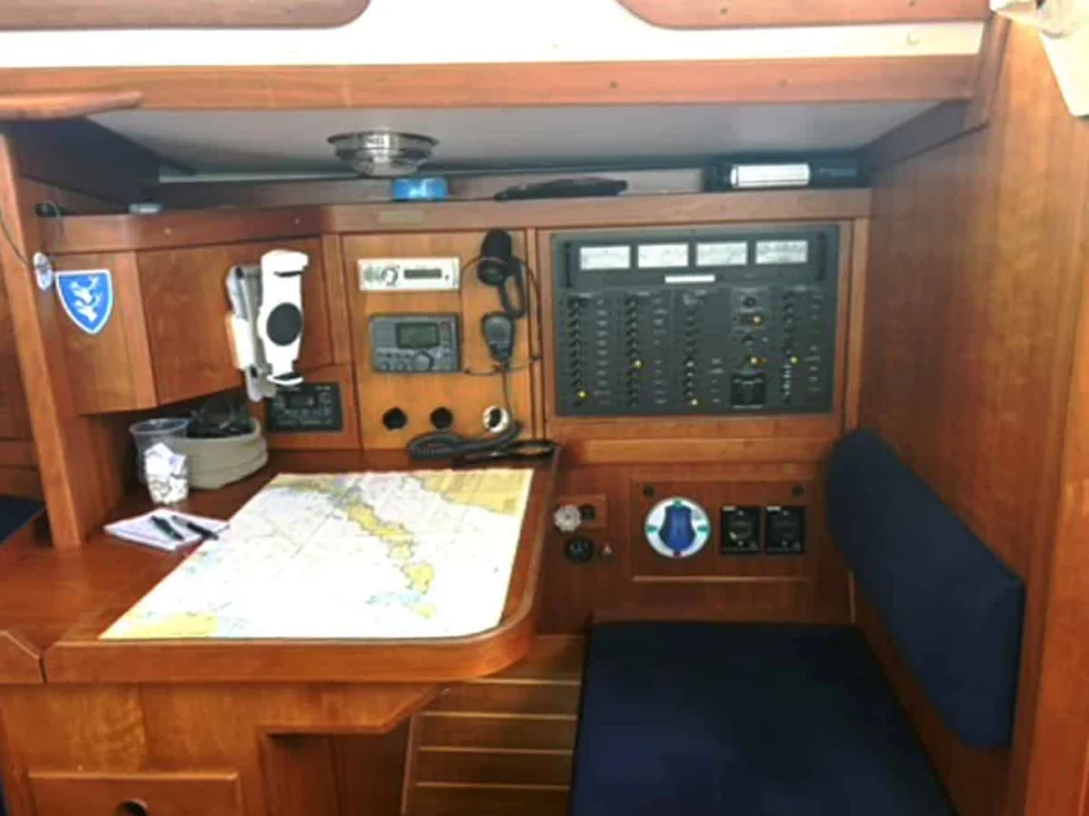 2002 Sabre 402, nav area with desk and instruments.