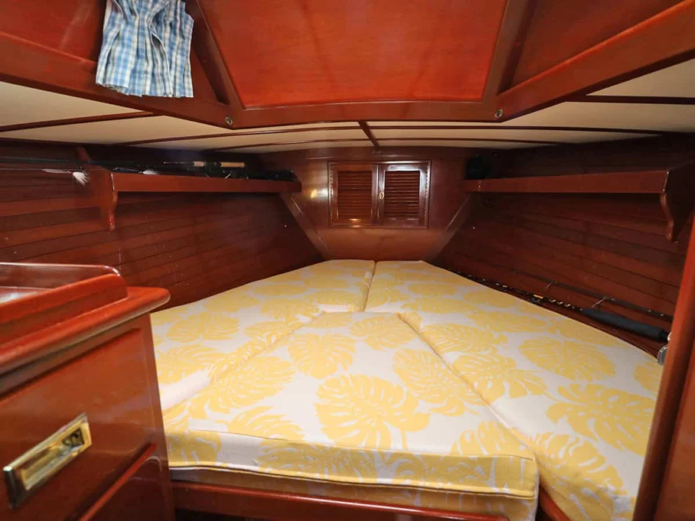 Image of MOONLIGHT, 1980 Hinckley Bermuda 40 MKII, view of V-berth with filler cushion.