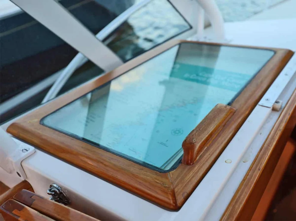 2003 Hunt Yachts Harrier 36, chart box.