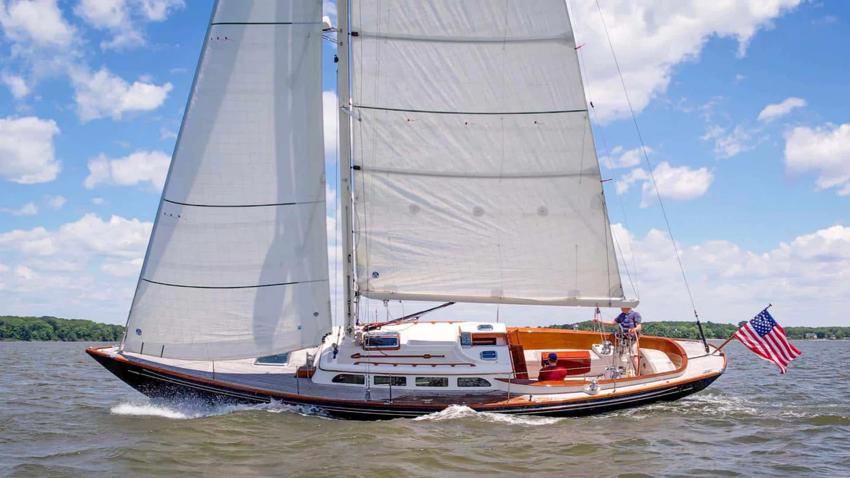 2008 Morris 42, sailing on starboard side view.