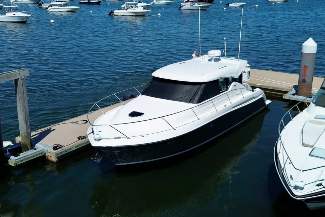 2020 Tiara C39 Coupe, bow from above.