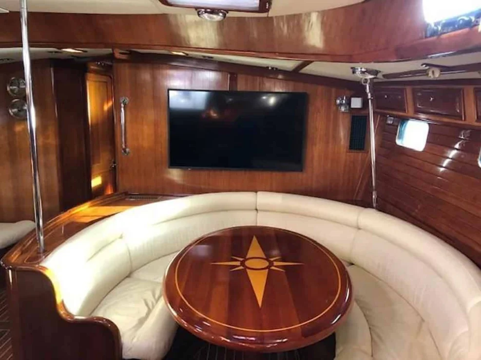 1994 Bristol Custom 57, main salon to starboard.
