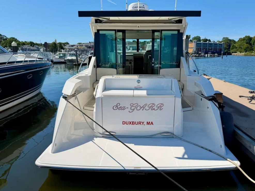 2020 Tiara C39 Coupe, swim platform