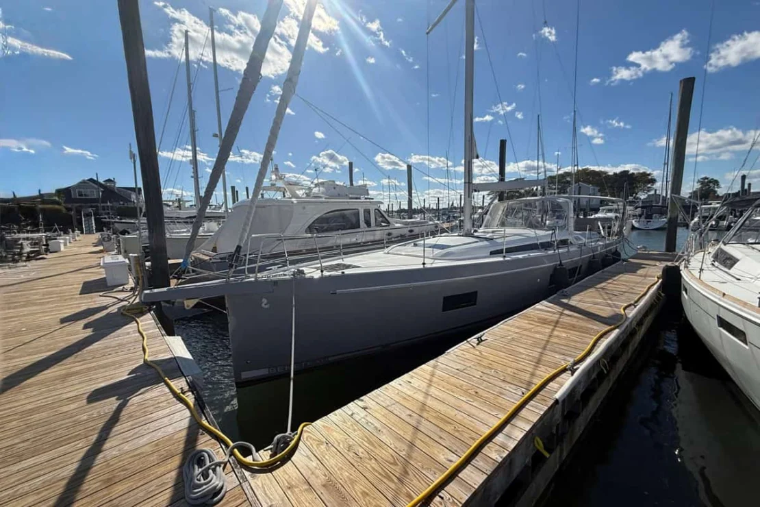 Beneteau Oceanis 51, starboard bow view.