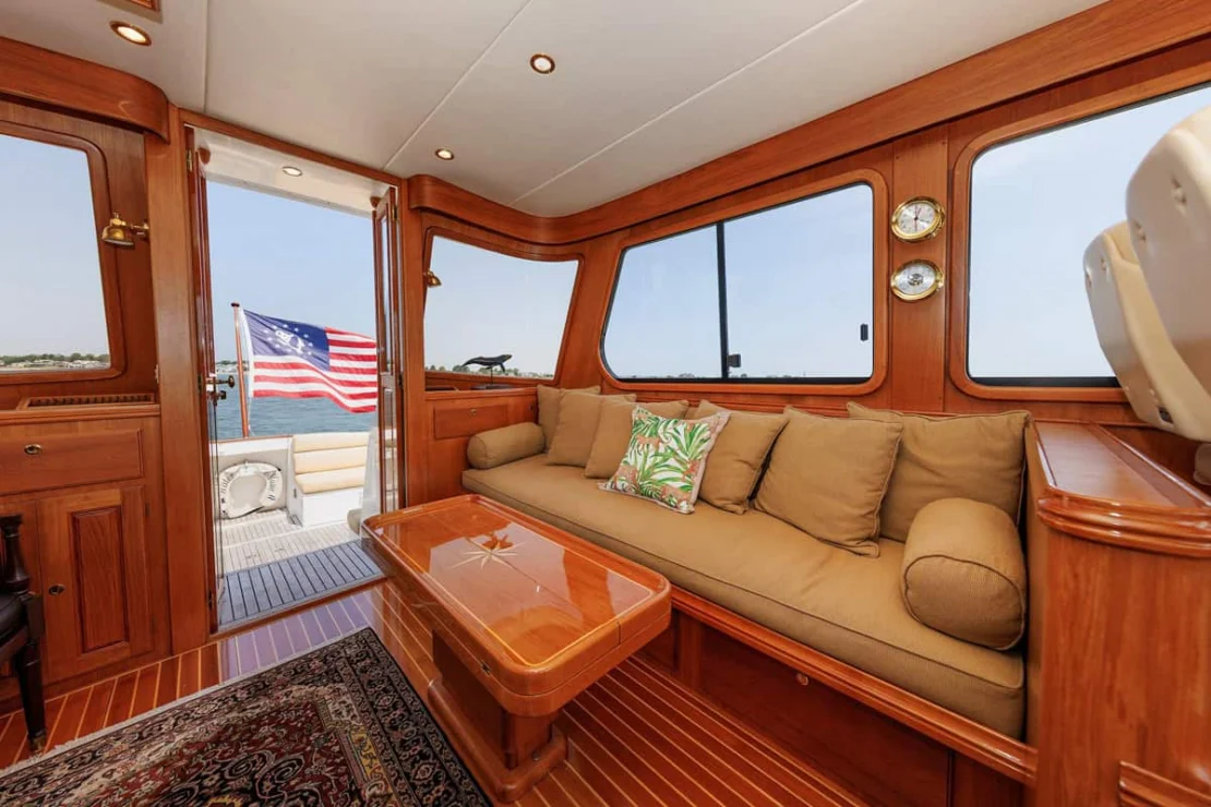 2008 Aden 52 Salon Express, pilot house settee.