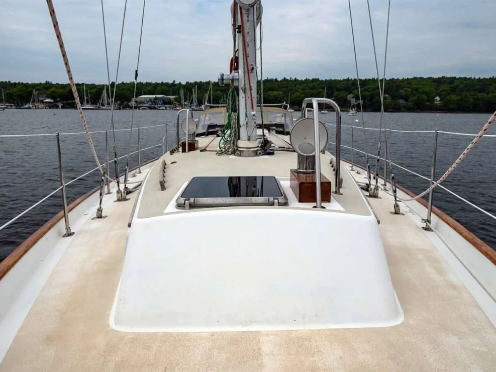 1983 Morris Ocean Series 44 bow looking aft.