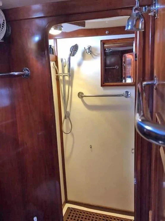 1994 Bristol Custom 57, owners shower.