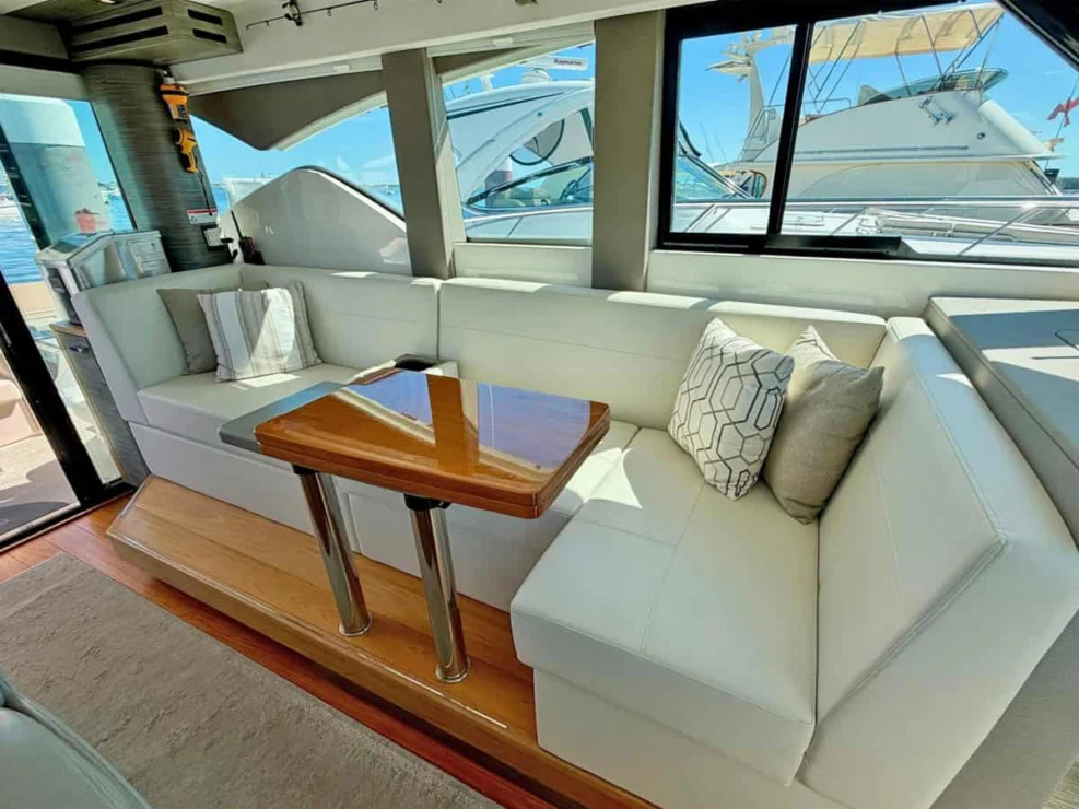 2020 Tiara C39 Coupe, salon settee.