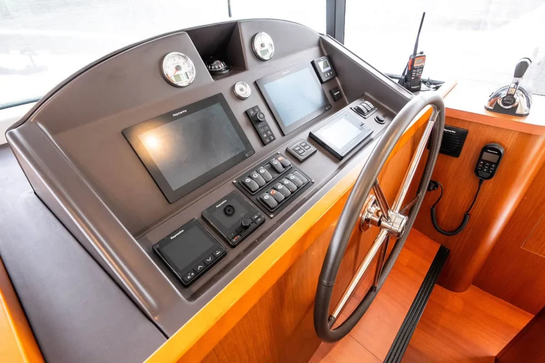 Beneteau Oceanis Swift Trawler 50 helm detail.