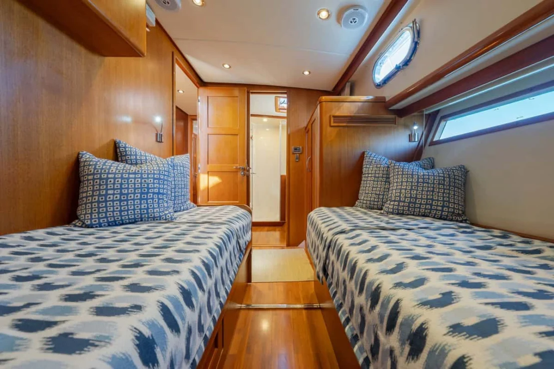 Grand Banks Eastbay 50, guest bunks.