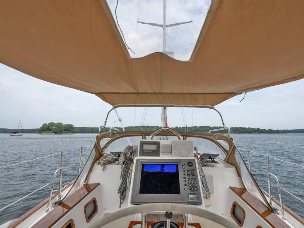 1983 Morris Ocean Series 44 bimini over cockpit.
