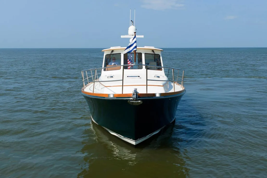 2008 Aden 52 Salon Express, bow from the water.